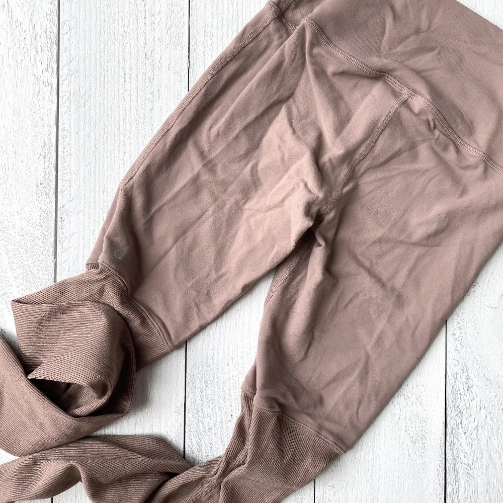 ALO Goddess Leggings